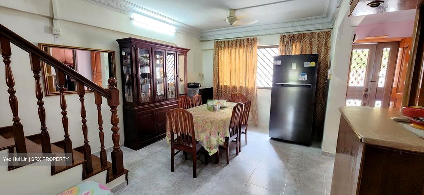 Blk 321 Serangoon Avenue 2 (Serangoon), HDB Executive #456144061